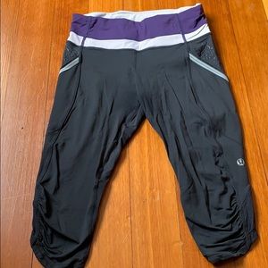 Lululemon knee length Run a Marathon Crop, size 4